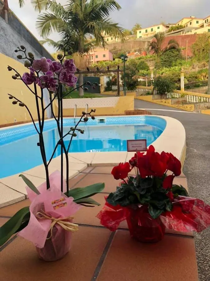 Pleasant Apartment With Private Pool In Lombo Do Doutor 50 M² 칼례타 포르투갈